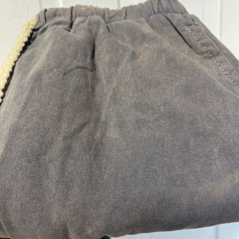 POL Gray Star-Patterned Pants - Picture 8 of 11